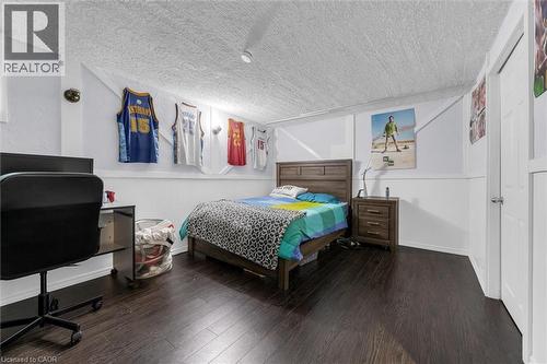 3 Glen Vista Drive, Hamilton, ON - Indoor Photo Showing Bedroom