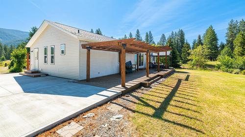 3720 Sylvester Road, Creston, BC 