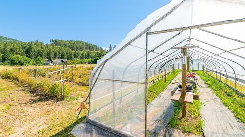 3720 Sylvester Road, Creston, BC 