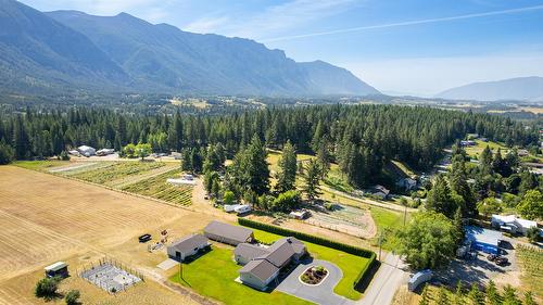 3720 Sylvester Road, Creston, BC 