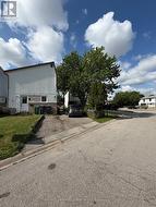 5 GLENCAIRN SQUARE Brampton, ON L6S 2H7