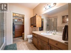 Ensuite for primary bedroom - 