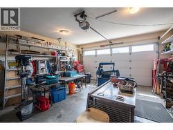 Garage - 