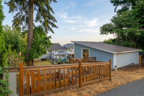 631 Maple St, Nanaimo, BC 