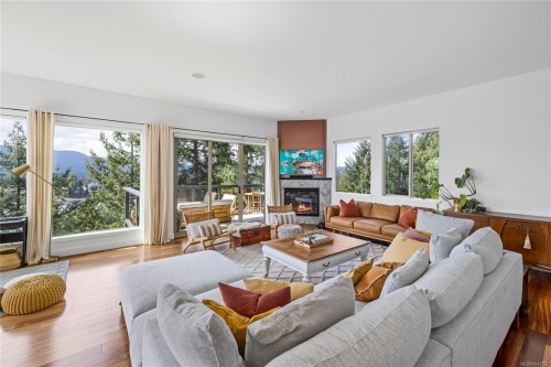 340 Summit Dr, Nanaimo, BC 