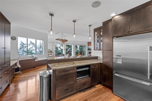 340 Summit Dr, Nanaimo, BC 