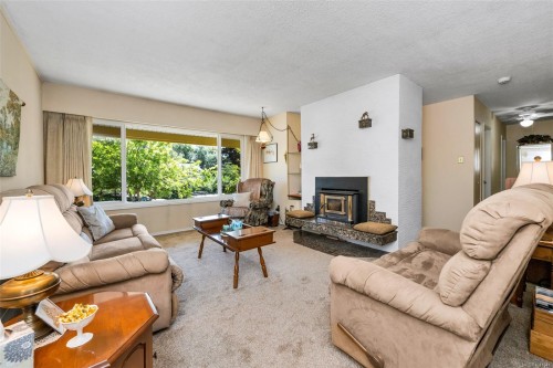 5943 Deuchars Dr, Duncan, BC 