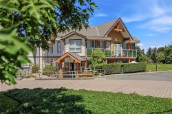 #203-439 College Rd Qualicum Beach, BC V9K 0B2