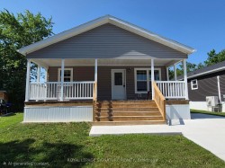 12 Briarwood Place Innisfil, ON L0L 1L0
