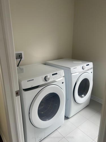 169 Vanilla Trail, Thorold, ON - Indoor Photo Showing Laundry Room