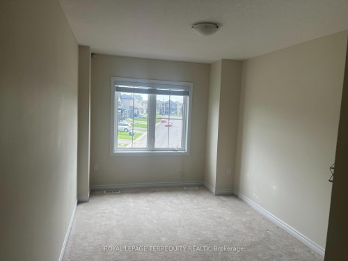 169 Vanilla Trail, Thorold, ON - Indoor Photo Showing Other Room