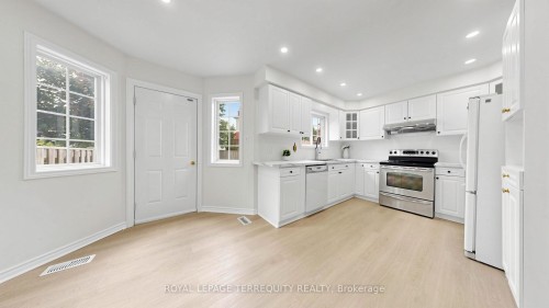 2-700 Champlain Boulevard, Cambridge, ON 