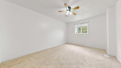 2-700 Champlain Boulevard, Cambridge, ON 