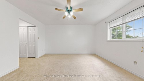 2-700 Champlain Boulevard, Cambridge, ON 