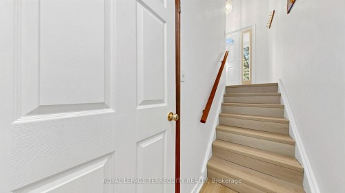 2-700 Champlain Boulevard, Cambridge, ON 