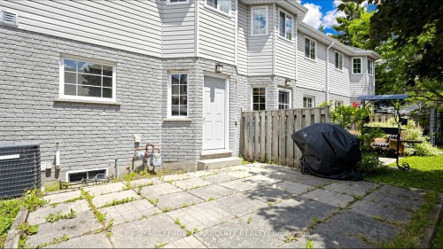 2-700 Champlain Boulevard, Cambridge, ON 
