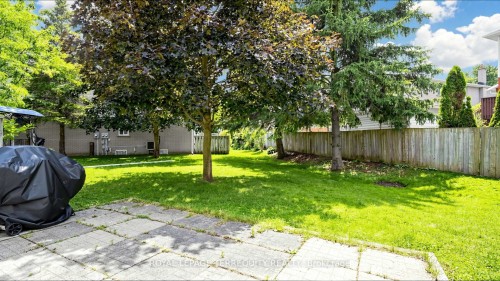 2-700 Champlain Boulevard, Cambridge, ON 
