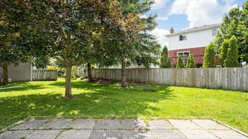 2-700 Champlain Boulevard, Cambridge, ON 
