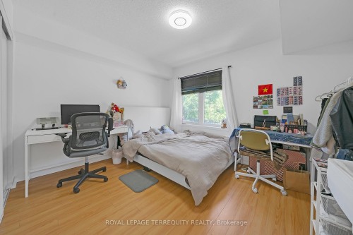 124-75 Turntable Crescent, Toronto, ON - Indoor Photo Showing Bedroom
