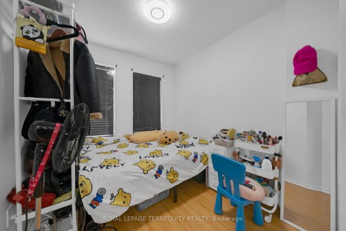 124-75 Turntable Crescent, Toronto, ON - Indoor Photo Showing Bedroom