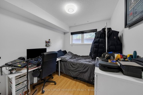 124-75 Turntable Crescent, Toronto, ON - Indoor