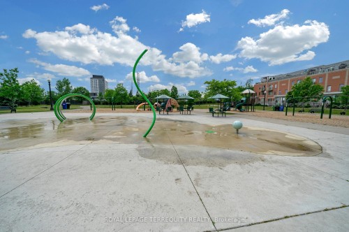 124-75 Turntable Crescent, Toronto, ON - Outdoor