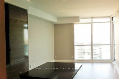 3502-59 Annie Craig Drive, Toronto, ON - Indoor Photo Showing Other Room