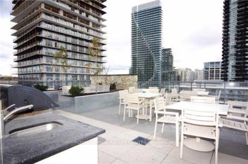 3502-59 Annie Craig Drive, Toronto, ON - Outdoor With Facade