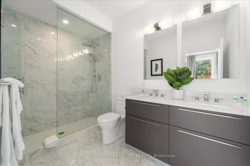 37 Rockmount Crescent, Gravenhurst, ON - Indoor Photo Showing Bathroom
