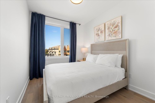 37 Rockmount Crescent, Gravenhurst, ON - Indoor Photo Showing Bedroom