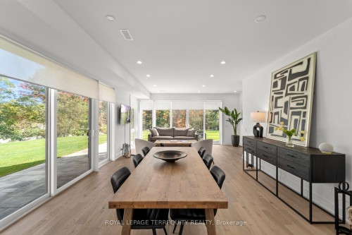 35 Rockmount Crescent, Gravenhurst, ON - Indoor Photo Showing Dining Room