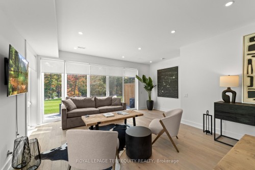 35 Rockmount Crescent, Gravenhurst, ON - Indoor