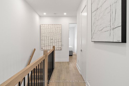 35 Rockmount Crescent, Gravenhurst, ON - Indoor Photo Showing Other Room