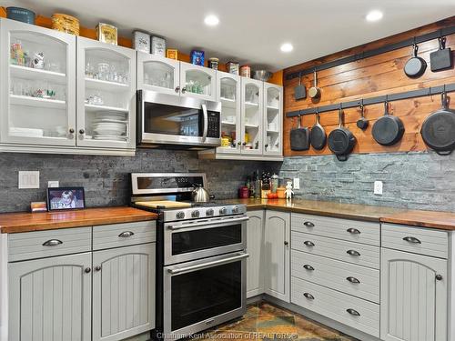42 Middleton Line, Wheatley, ON 