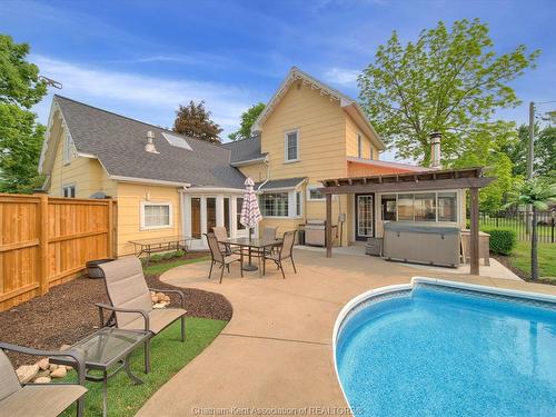 42 Middleton Line, Wheatley, ON 