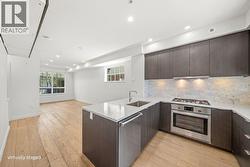 1038 PARK DRIVE  Vancouver, BC V6P 0H9