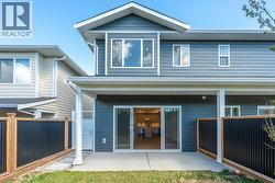Covered patio, fenced yard - 