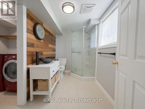 160 Westfall Crescent, West Grey, ON - Indoor Photo Showing Laundry Room