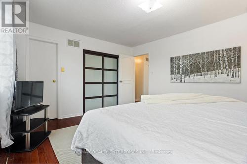1804 Princelea Place, Mississauga, ON - Indoor Photo Showing Bedroom