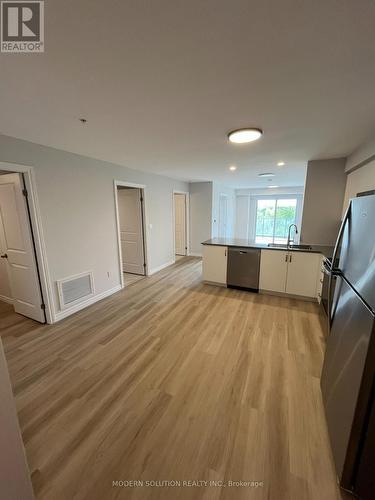804 - 425 WATSON PARKWAY N , Guelph, Ontario N1E 7K5 5