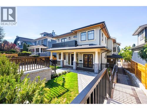 265 W 6TH STREET  North Vancouver, BC V7M 1K7
