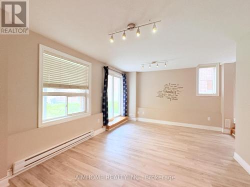 WALK OUT BSMT - 10 PORTSMOUTH ROAD , Vaughan, Ontario L6A 3E7 3