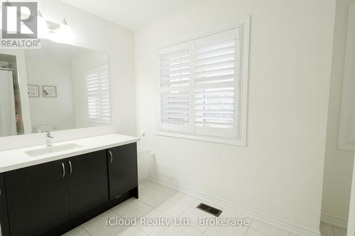 8 Whitton Drive, Brant, ON 