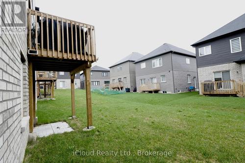 8 Whitton Drive, Brant, ON 
