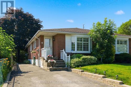 6 MERRYDREW COURT  Mississauga, ON L5M 1W7