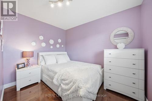 6 Merrydrew Court, Mississauga, ON 