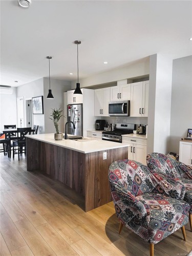 #110-2120 Triangle Trail, Langford, BC 