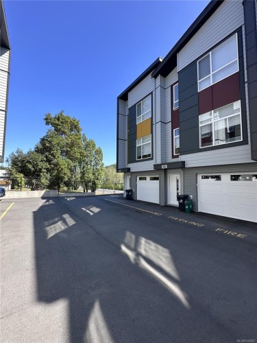 #110-2120 Triangle Trail, Langford, BC 