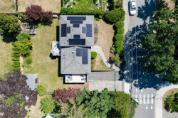 1762 Midgard Ave Saanich, BC V8P 2Y7