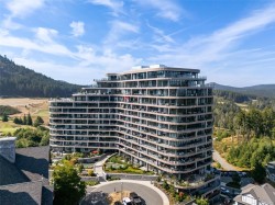 #705-2000 Hannington Rd Langford, BC V9B 7C1